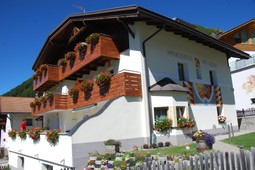 Ferienwohnungen Neu Graun