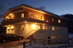 enjoy Monika apartments