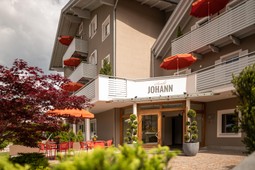 Sankt Johann Spa Suites & Apartments