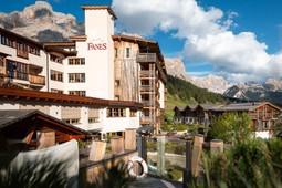 Dolomiti Wellness Hotel Fanes