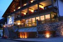 Hotel Paradies