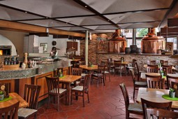 Restaurant and Pizza Martinerhof's Brauhaus