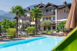 Garni-Hotel + Ferienwohnungen Christine