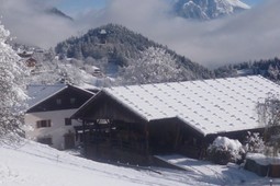 B&B + Appartamenti in agriturismo Mayrhof