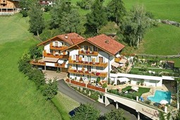 Pensione + Appartamenti Verdinserhöhe