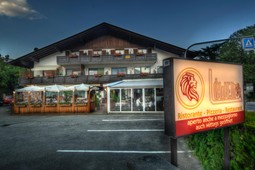 Restaurant and Pizza Löwen