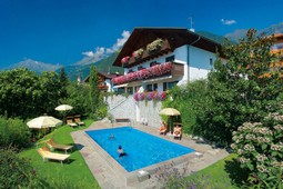 Garni + Ferienwohnungen Taubenthaler