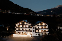 Garni-Hotel + Residence Stricker