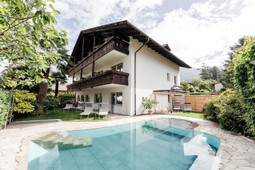 B&B-Hotel + Apartments Sirmian