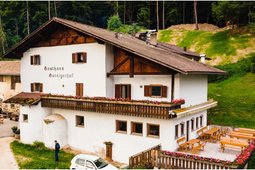 Gasthof (Small hotel) Gsteigerhof