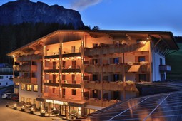 Hotel Serena