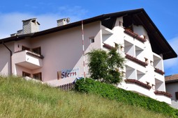 Small hotel + Apartments Stern