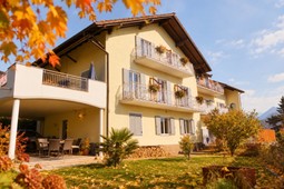 Bed & Breakfast Strengen Guesthouse