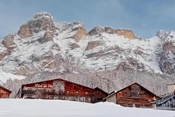 Garni + Ferienwohnungen Lüch da Pcëi