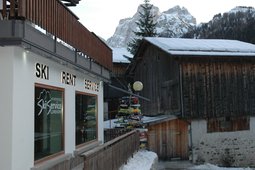 Ski rental and ski service Lorenzini