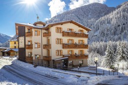 Residence Hotel Santa Maria - piscina e wellness