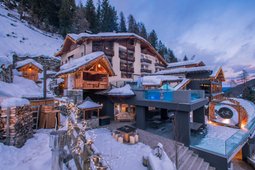 Hotel Chalet al Foss Alp Resort