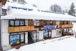 Noleggio sci Dai Maestri