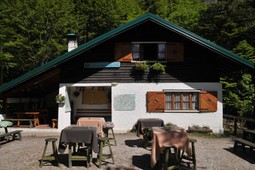 Berghütte mit Zimmern Pordenone