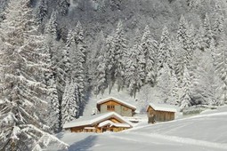Mountain hut La Suita