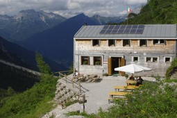 Mountain hut with rooms Flaiban Pacherini