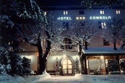 Hotel Combolo