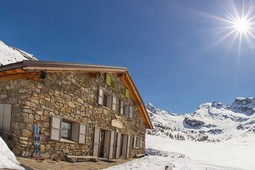 Berghütte mit Zimmern Federico in Dosdè