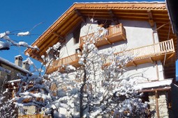 Affittacamere Maison Du-Noyer Chambres et Tables d'hôtes