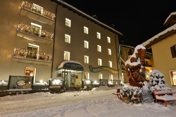 Hotel Du Grand Paradis - 1899 Auberge Boutique