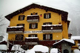 Hotel Paramont