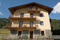 Ferienwohnungen La Maison Jaune