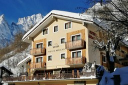 Hotel La Vallée Blanche