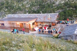 Mountain hut with rooms Baita Belvedere