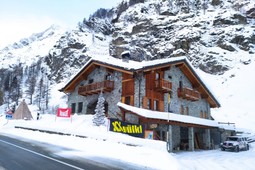 Ski- und Snowboardverleih Le Petchou Lindo