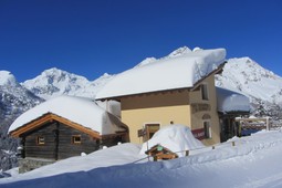 Mountain hut Lo Retsignon