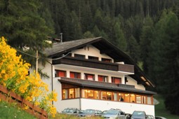 Apartments Kameriot