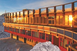 Glacier Hotel Grawand