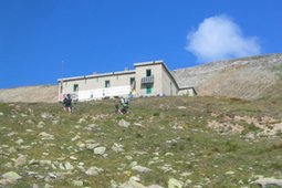 Mountain hut with rooms Passo di Cassana