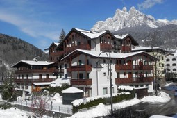 Hotel Isolabella Wellness Art & Music