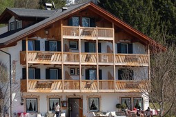 Rifugio con camere Caltena Baita di Charme