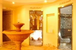 Wellness and Beauty Farm Paradise Club Center