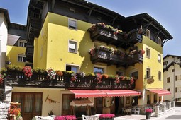 Hotel + Residence Al Sole - Mountain Chic