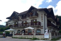 Garni (B&B) + Apartments Il Muretto