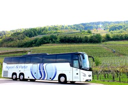 Taxi e bus Signori Si Parte
