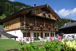 Appartamenti Fontana Marta e Serena