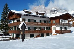 Ferienwohnungen Ski Hike Apartments Pecol
