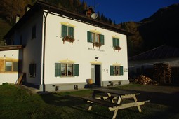 Berghütte mit Zimmern Malga Dignas