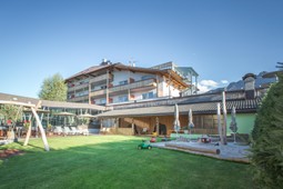 Hotel Fameli