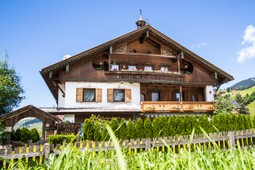 Bed & Breakfast Chalet Les Nainores