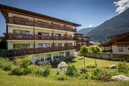 Viktoria Family Hotel